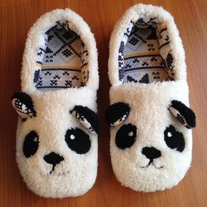 🐼 Panda slippers